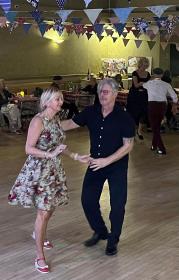 Hot Gin Swing Tea Dance